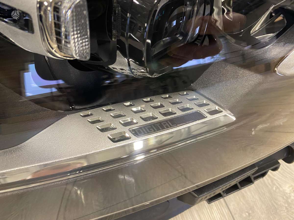 Mercedes-Benz C klasė lights