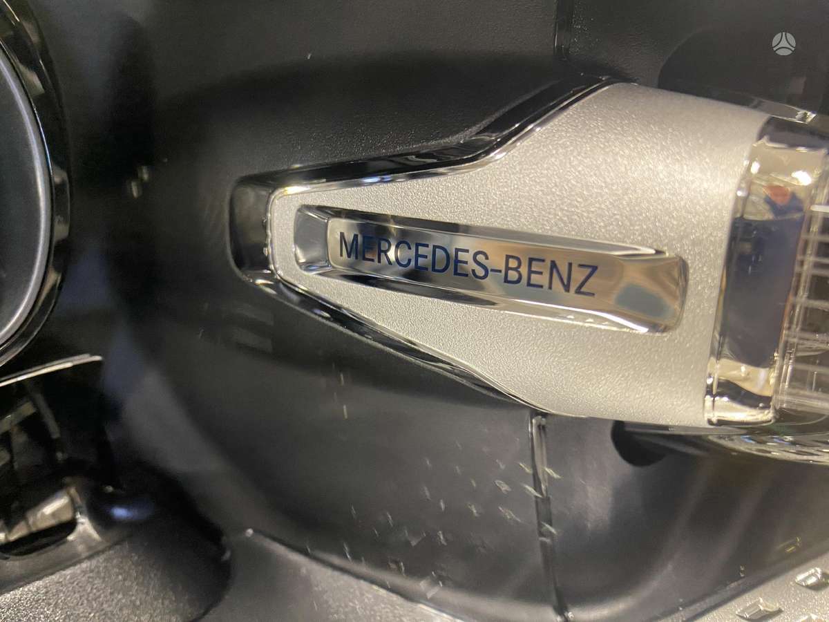 Mercedes-Benz C klasė lights