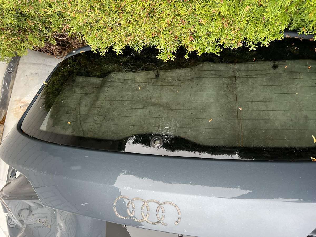 Audi Q5 стёкла