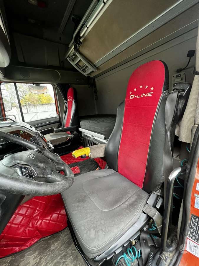 DAF FT XF105, semi-trailer trucks