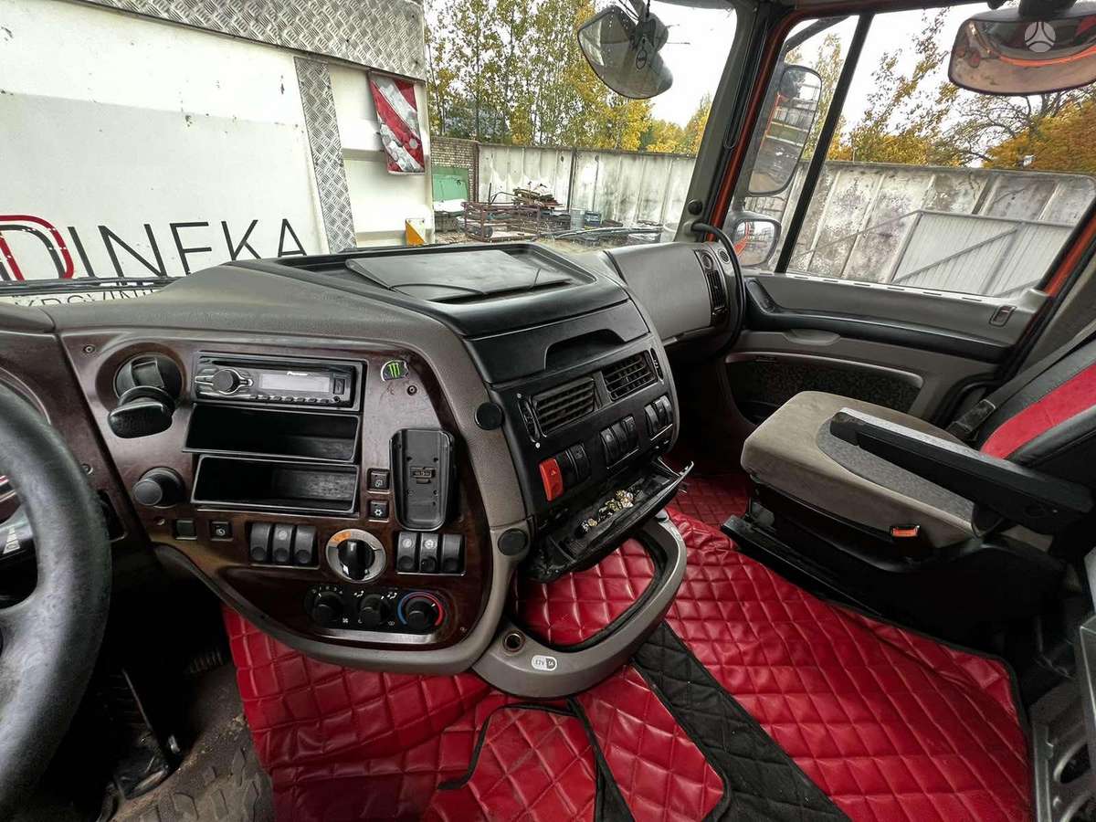 DAF FT XF105, semi-trailer trucks