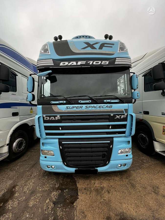 DAF FT XF105, vilcējs