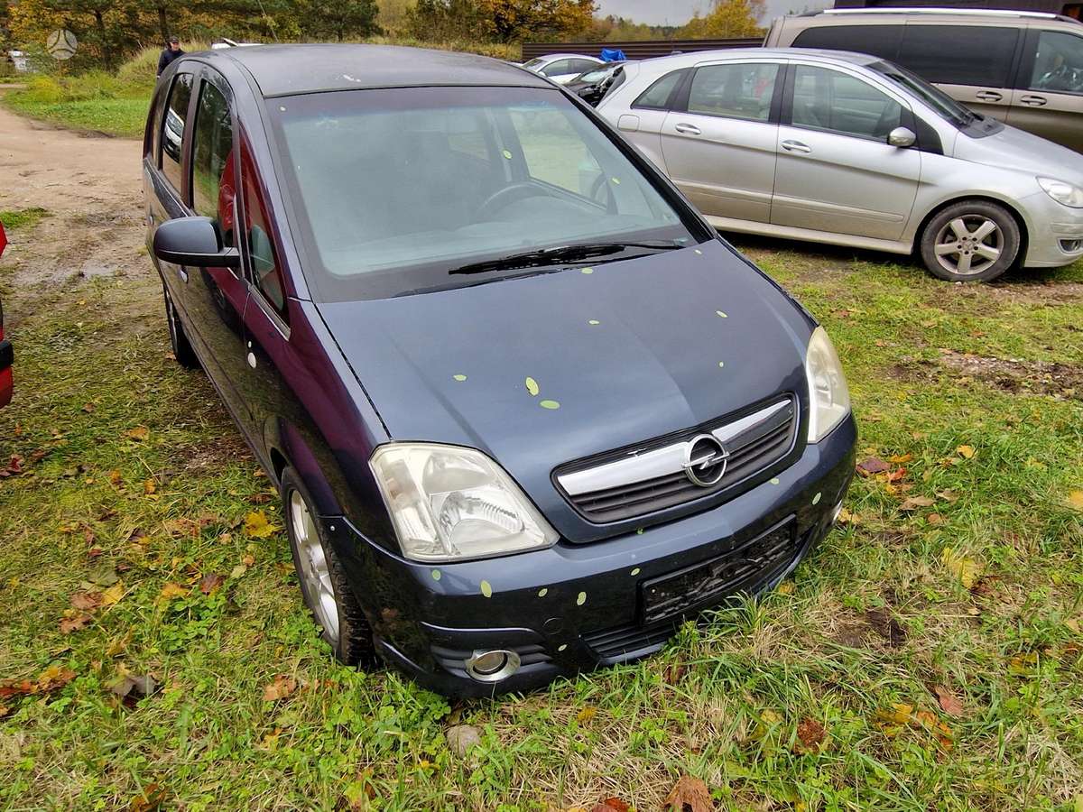 Opel Meriva по частям