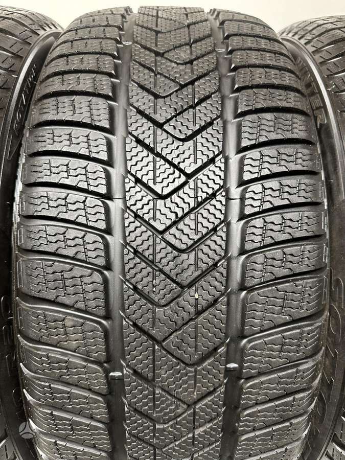 Pirelli SottoZero 3, winter 255/35 R20