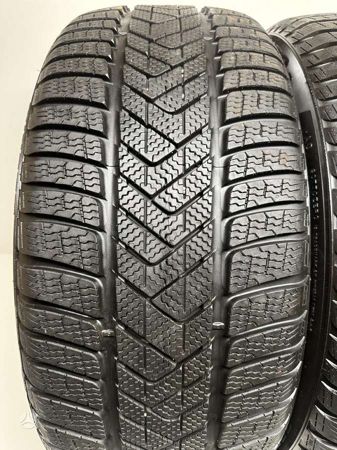 Pirelli SottoZero 3, winter 255/35 R20