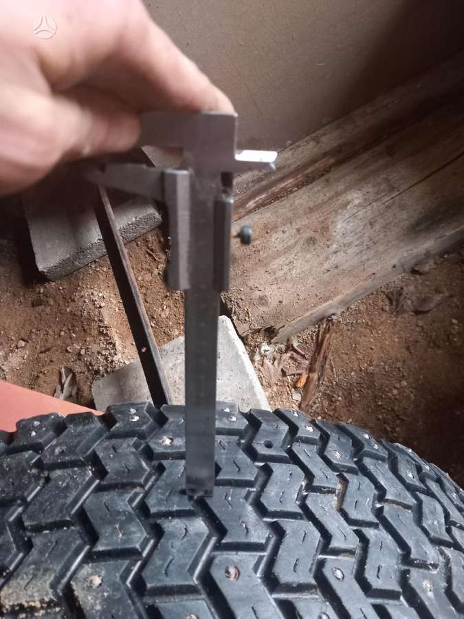 Michelin, summer 31/10,5 R15