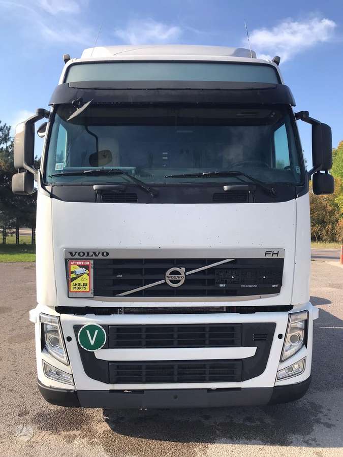 Volvo FH  Euro5, double sleeper