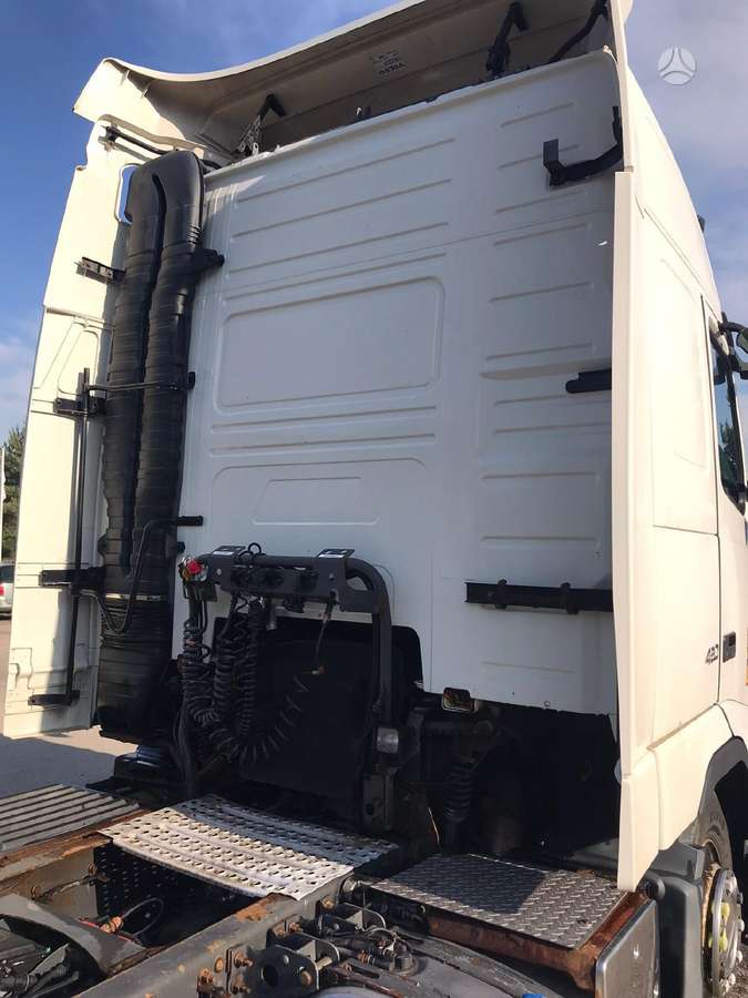 Volvo FH  Euro5, double sleeper