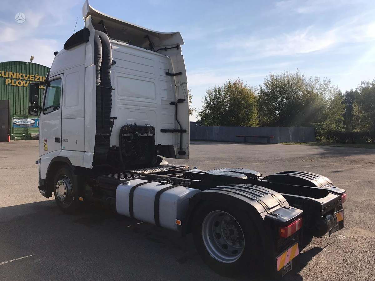 Volvo FH  Euro5, double sleeper