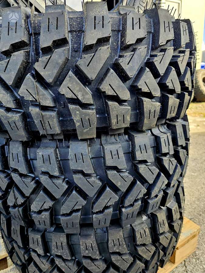 -Kita-, universalios 245/70 R16
