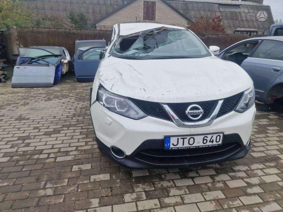 Nissan Qashqai по частям