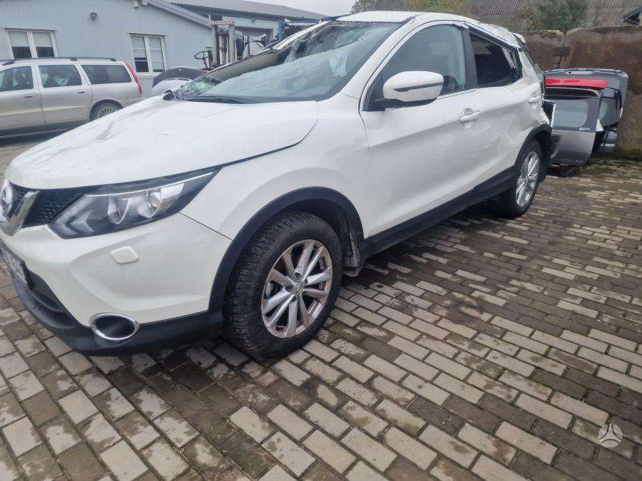 Nissan Qashqai по частям