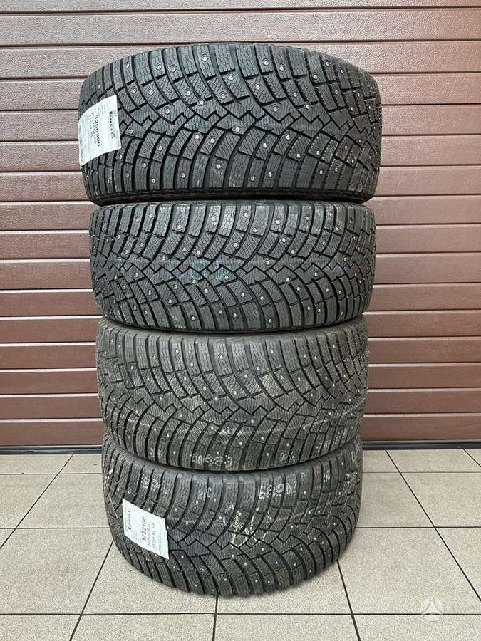 Pirelli ICE ZERO 2, winter 305/40 R20