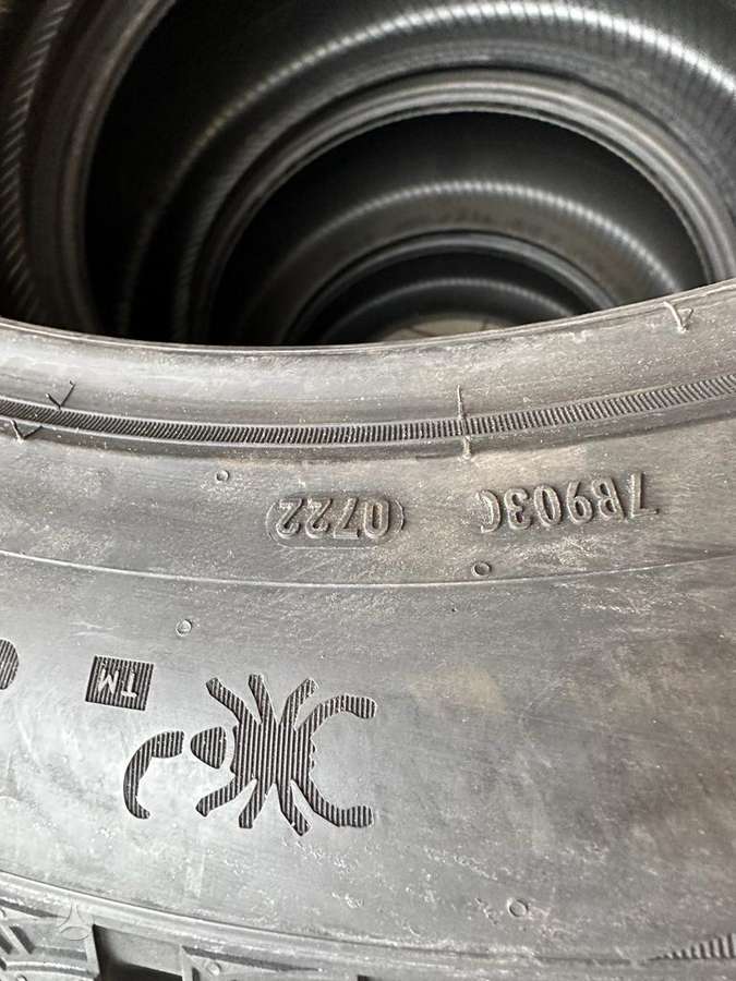 Pirelli ICE ZERO 2, winter 305/40 R20