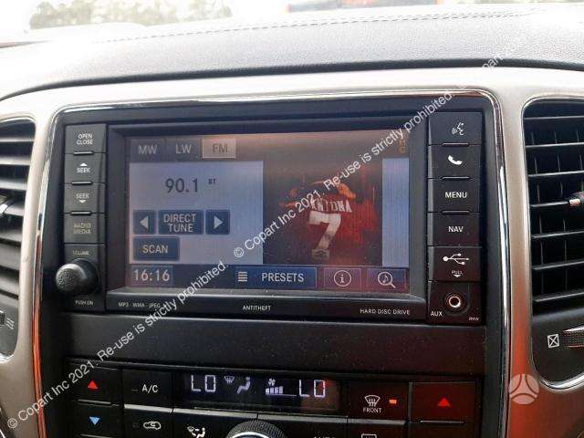 Jeep Grand Cherokee dalimis
