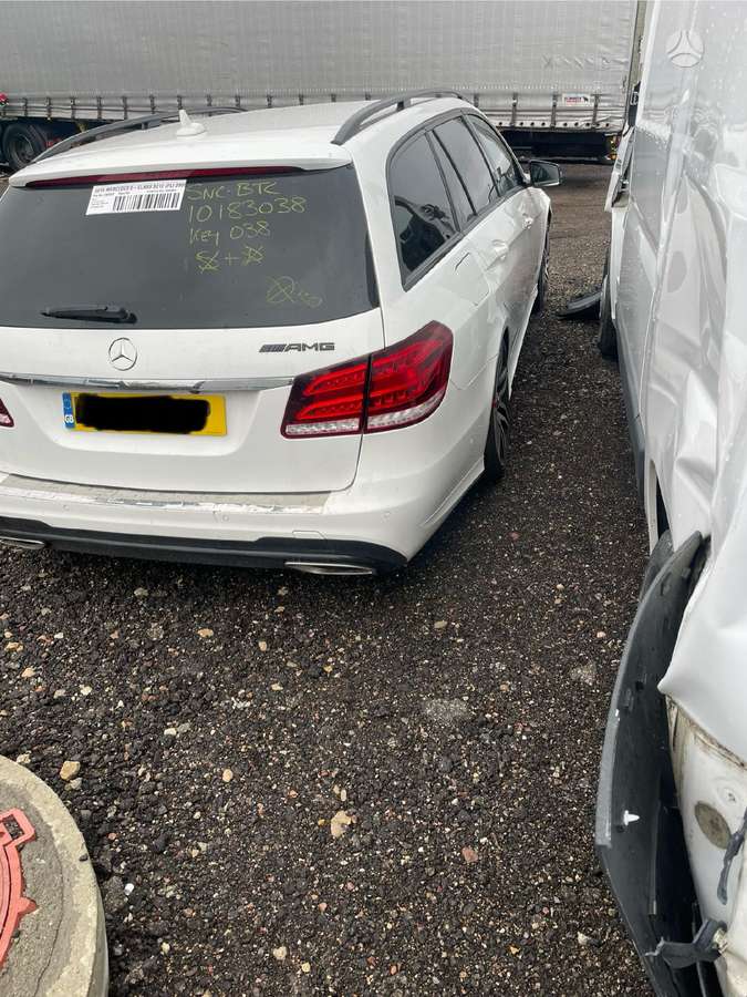 Mercedes-Benz E250