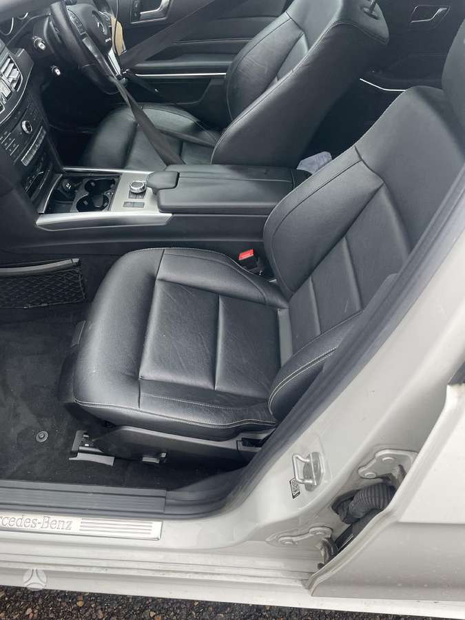 Mercedes-Benz E250
