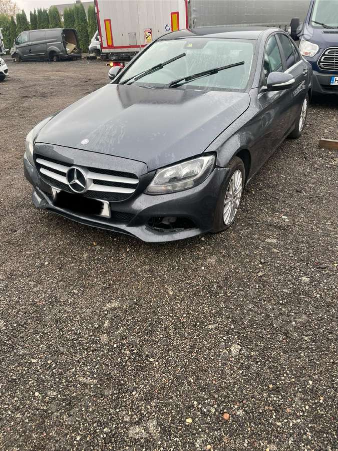 Mercedes-Benz C250