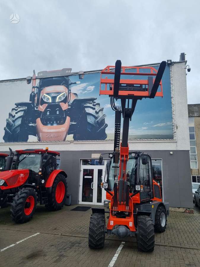 EVERUN ER1200F, self-propelled loaders