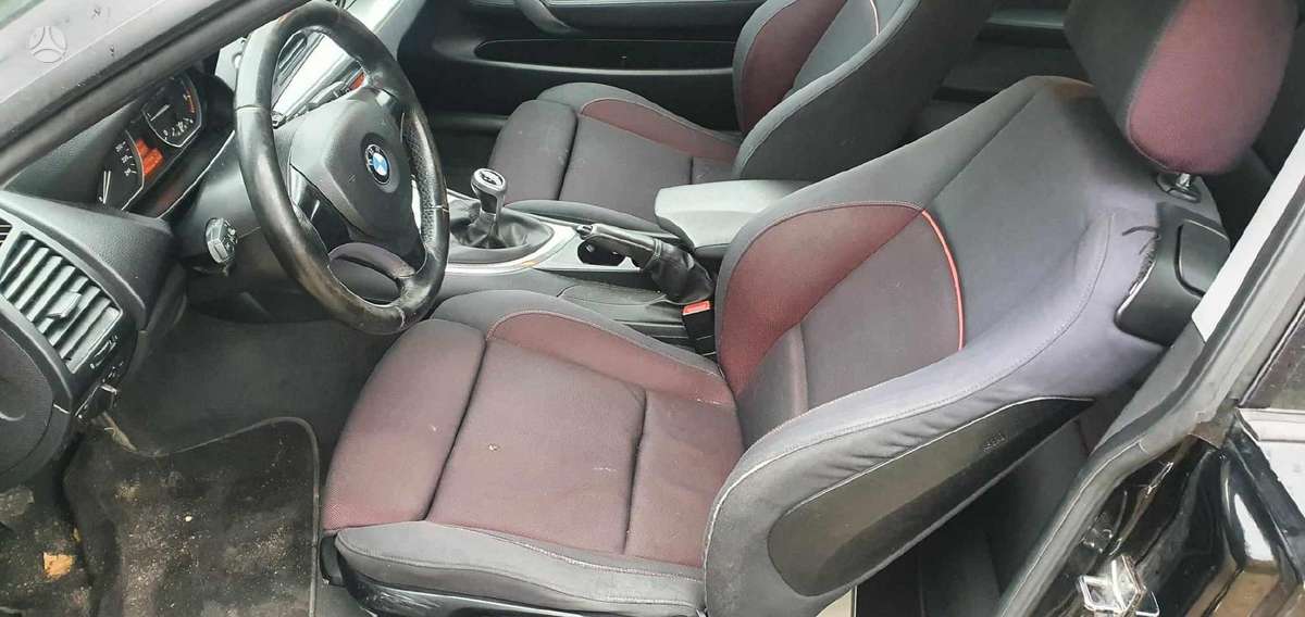 BMW 118 Dalimis