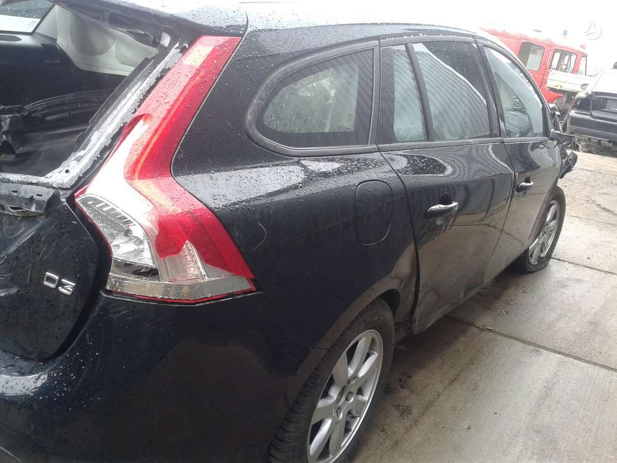 Volvo V60 dalimis. Iš vokietijos d3