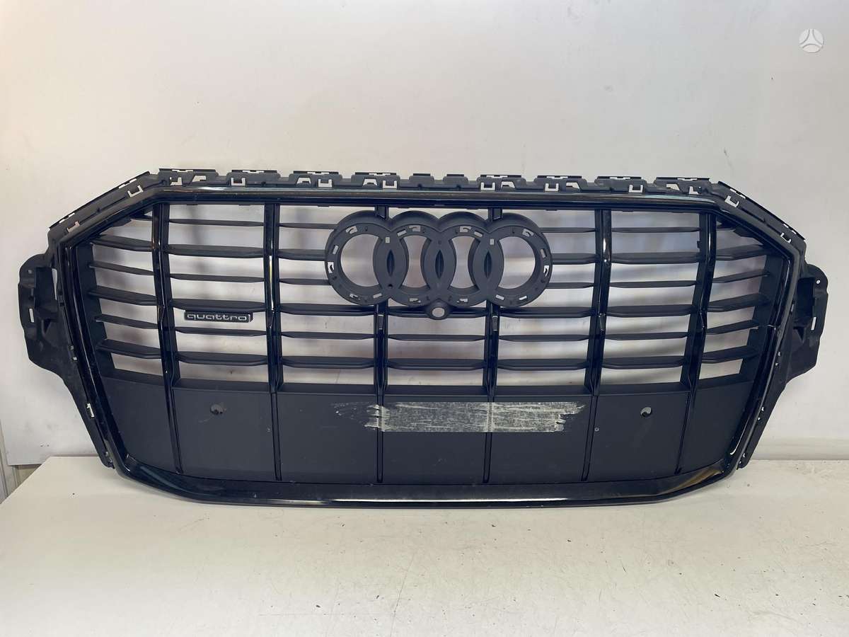 Audi Q7 bamperiai