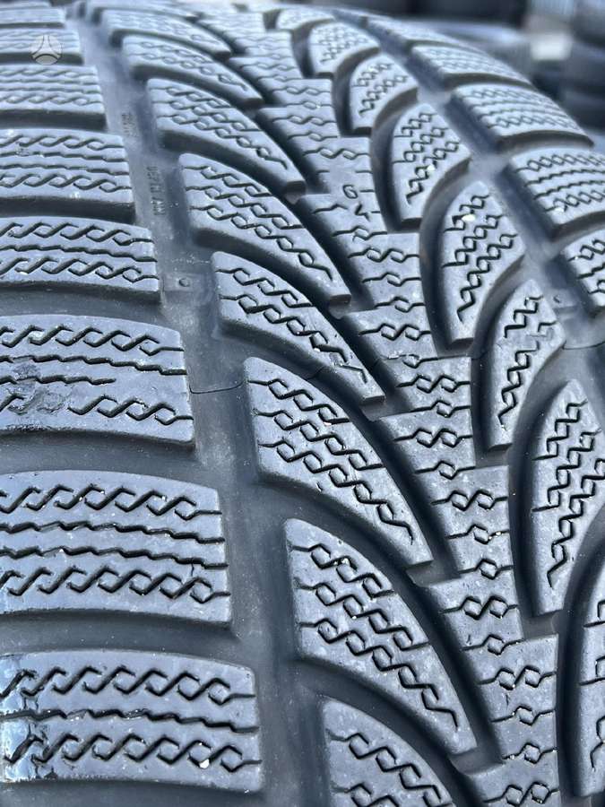 Nokian WR (87V), зимние 235/35 R19