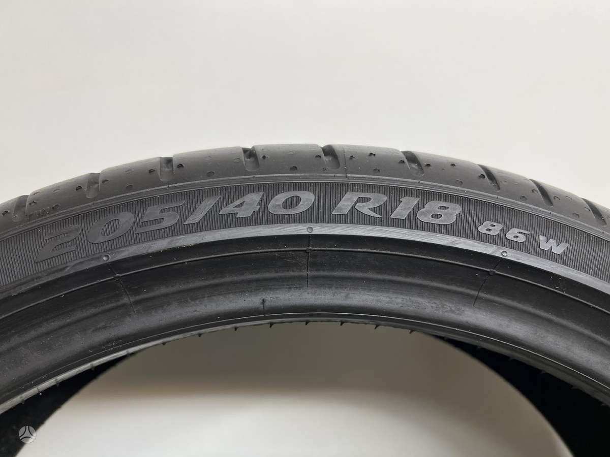 Pirelli P-Zero RFT * 2022m, summer 205/40 R18