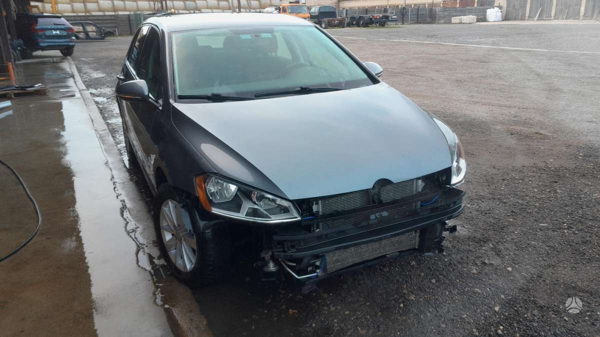 Volkswagen Golf по частям