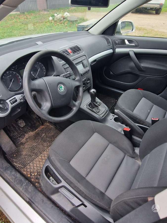 Skoda Octavia rezerves daļās