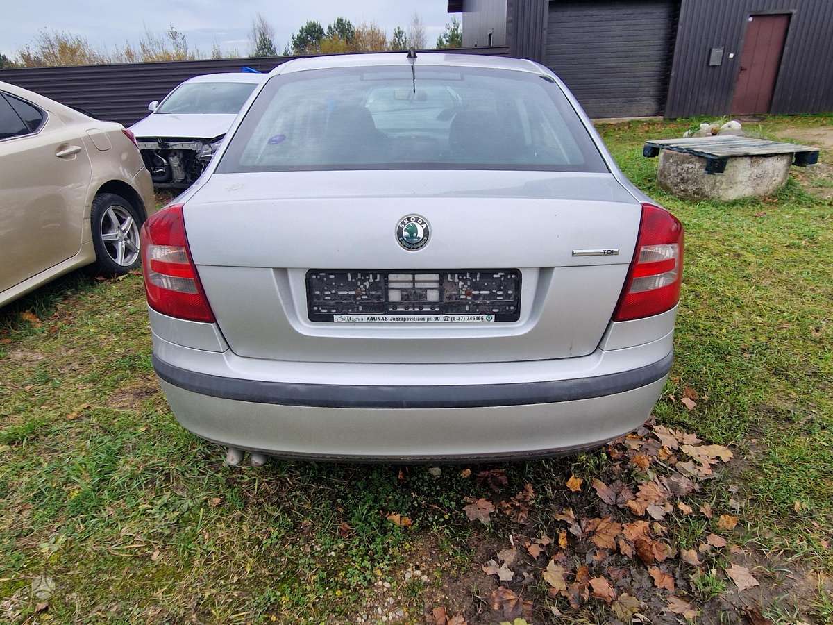 Skoda Octavia rezerves daļās
