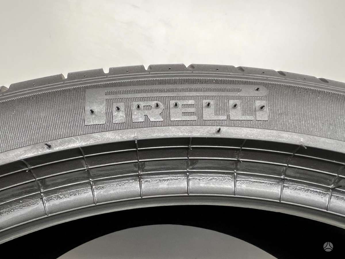 Pirelli P-Zero B +315/30R22, летние 275/35 R22