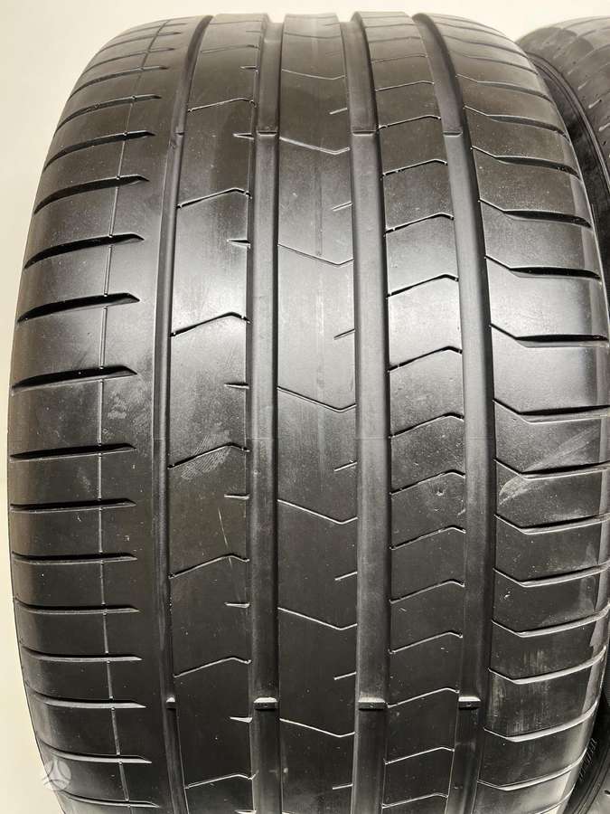 Pirelli P-Zero RFT 2022m, летние 315/35 R21