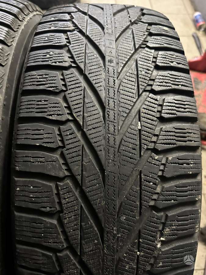 Nokian, žieminės 265/70 R17 | A24536482