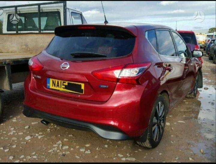 Nissan Pulsar body parts