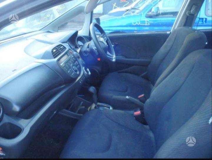 Honda Jazz kėbulo dalys