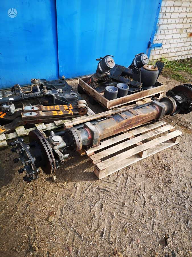 Volvo FE300 , Pakeliamas tiltas, trucks