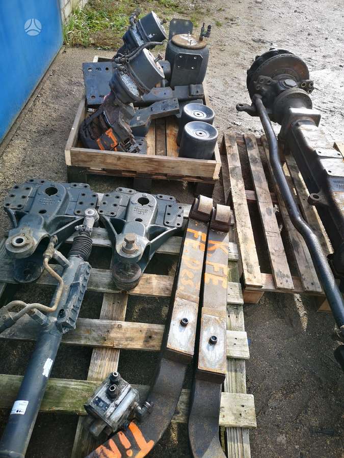 Volvo FE300 , Pakeliamas tiltas, trucks