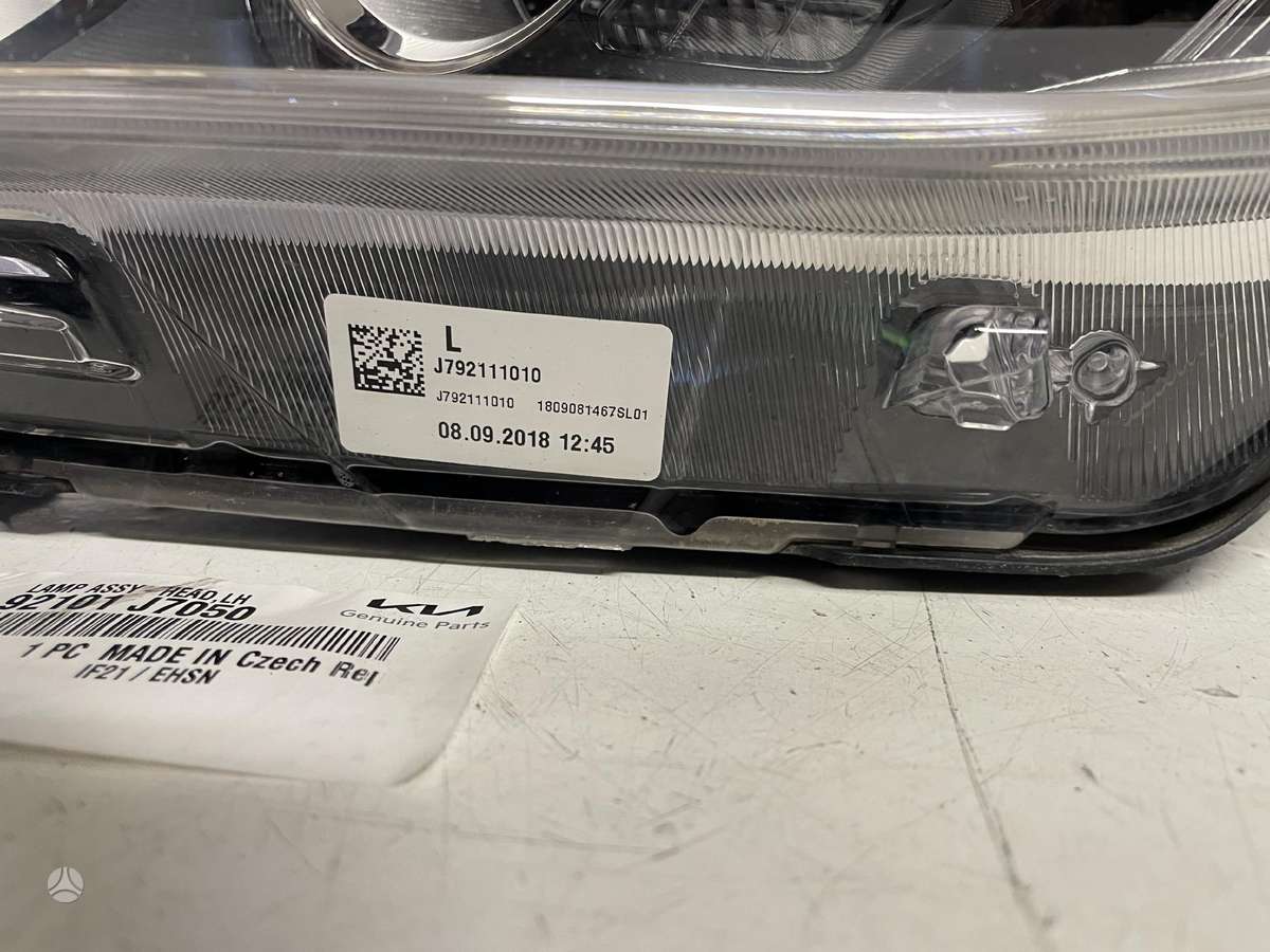 Kia Ceed žibintai