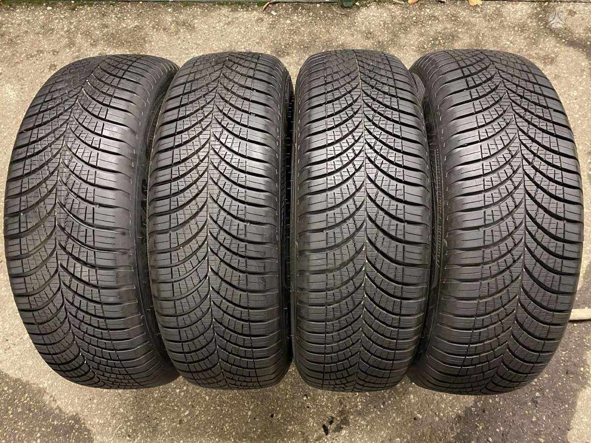 Goodyear Vector 4seasons, всесезонные 215/65 R17