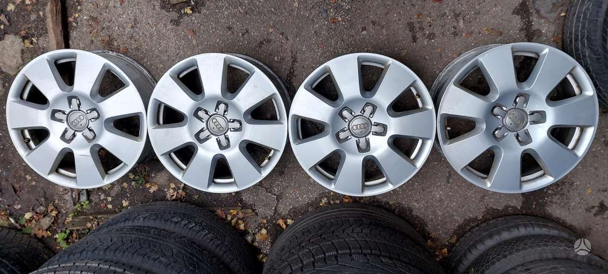 Audi Q7, lengvojo lydinio, R18