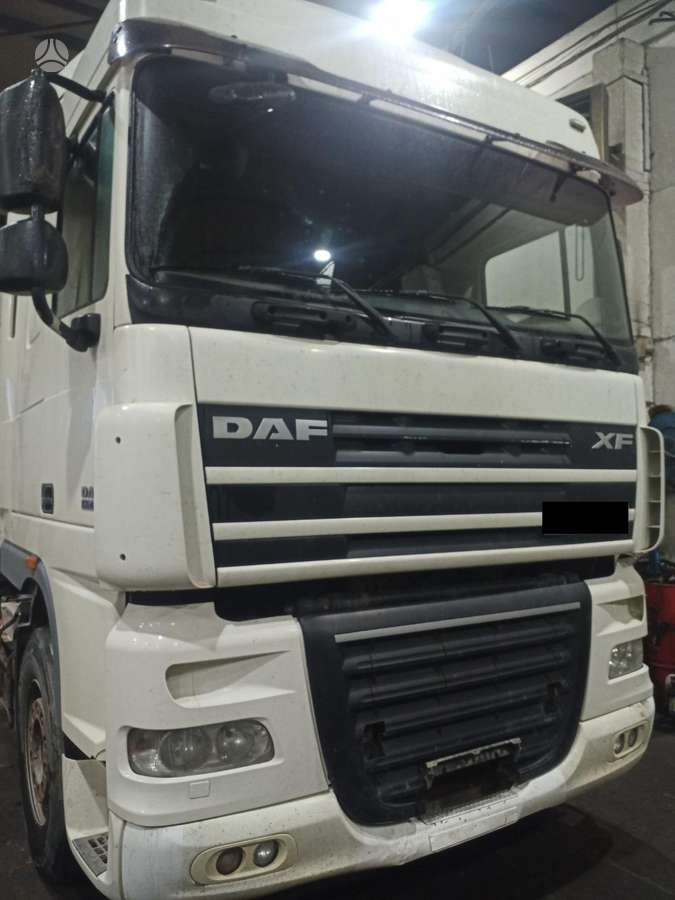 DAF FT XF105, vilkikai