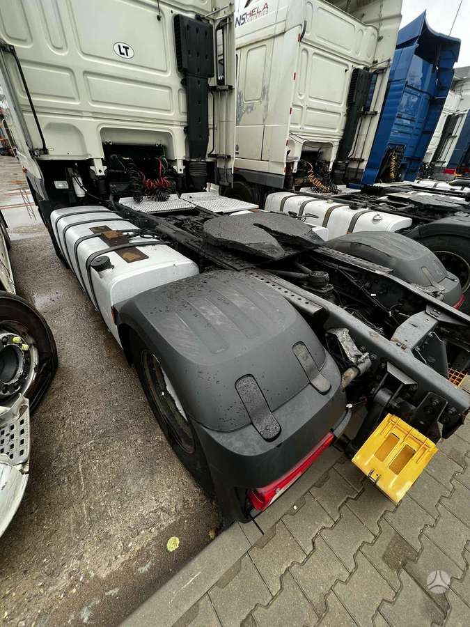 DAF FT XF105, semi-trailer trucks