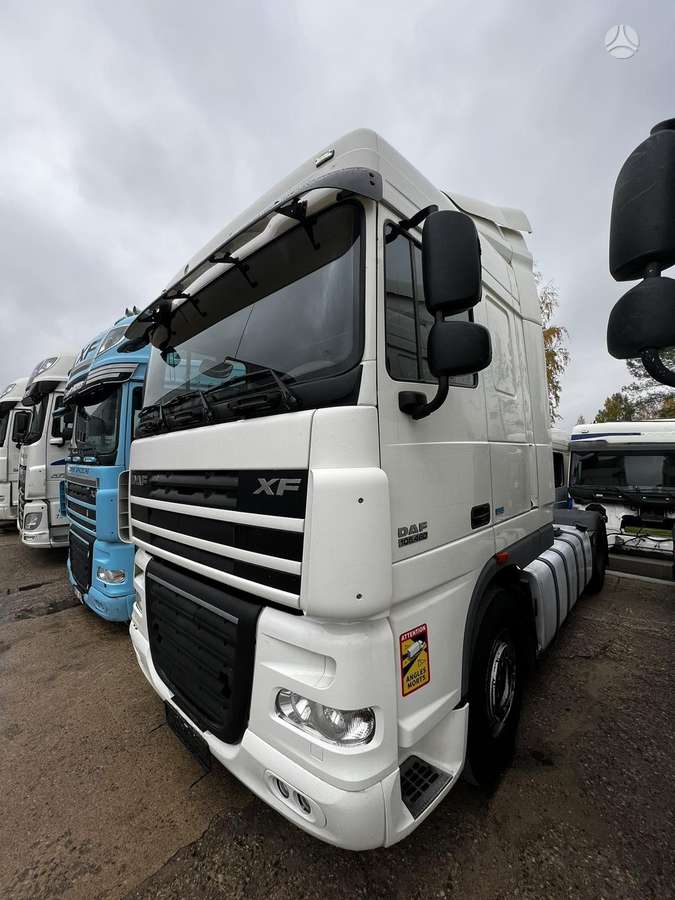 DAF FT XF105, vilkikai