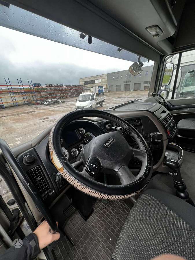 DAF FT XF105, vilcējs