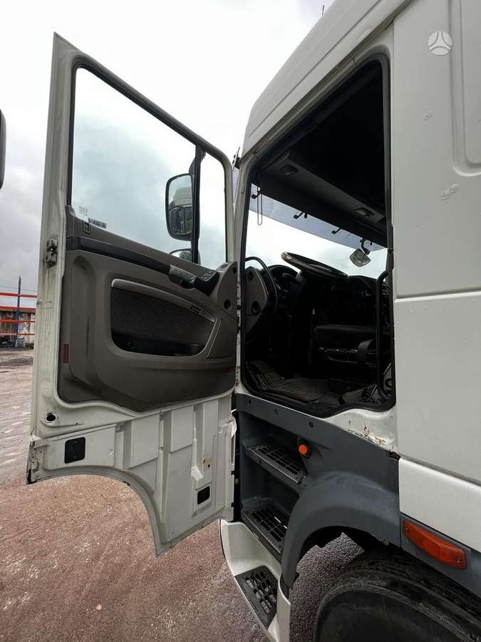 DAF FT XF105, semi-trailer trucks