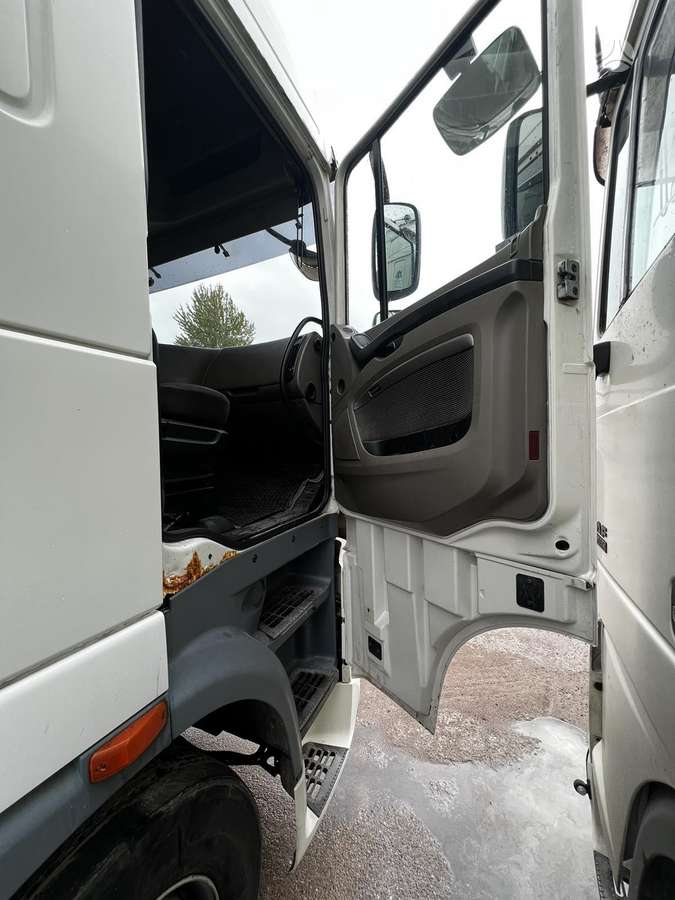 DAF FT XF105, semi-trailer trucks