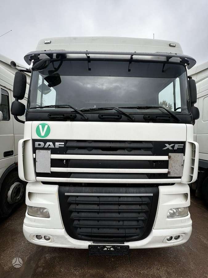 DAF FT XF105, vilkikai