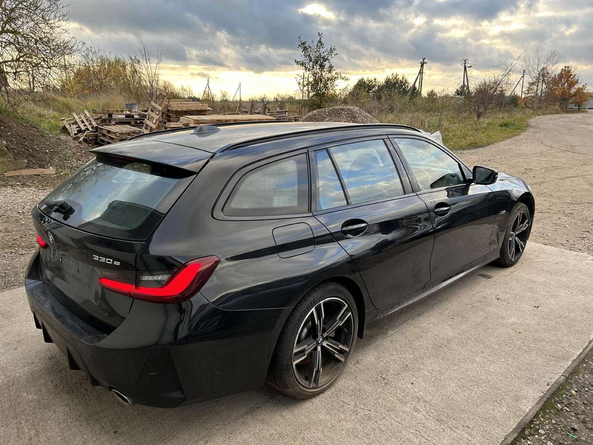 BMW 3 serija