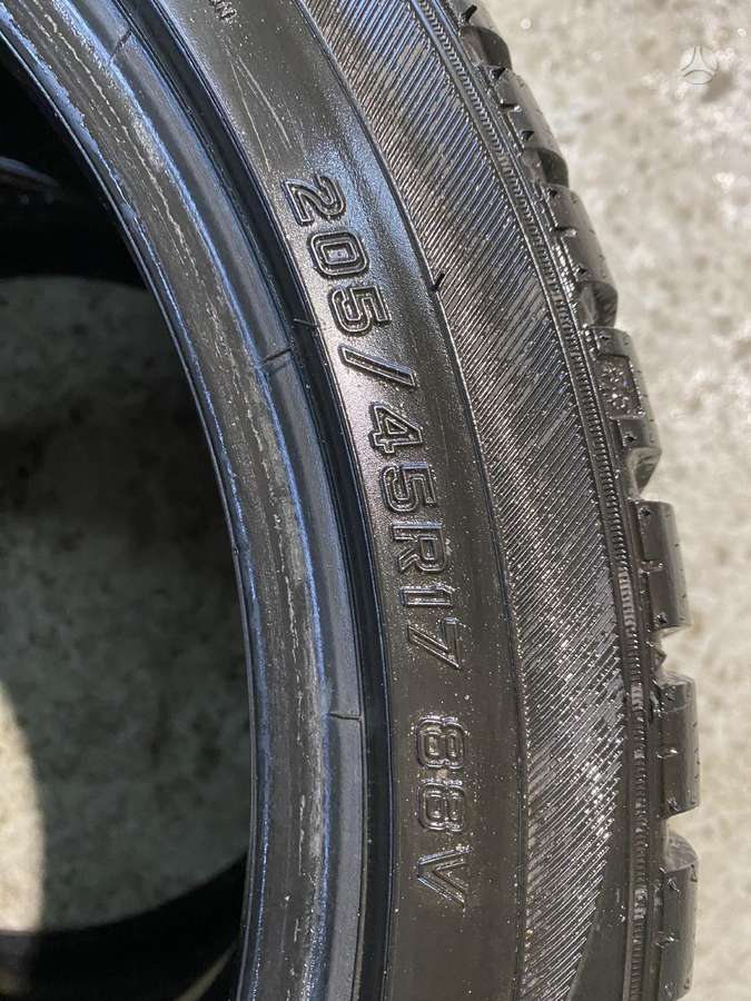 Falken EuroWinterHS 449, winter 205/45 R17